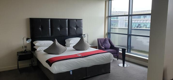 10 Handpicked Hotels With Hot Tub In Surrey, UK