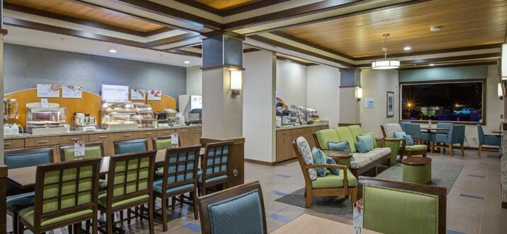10 Best Hotels With Kitchenette In Kailua-Kona, Hawaii