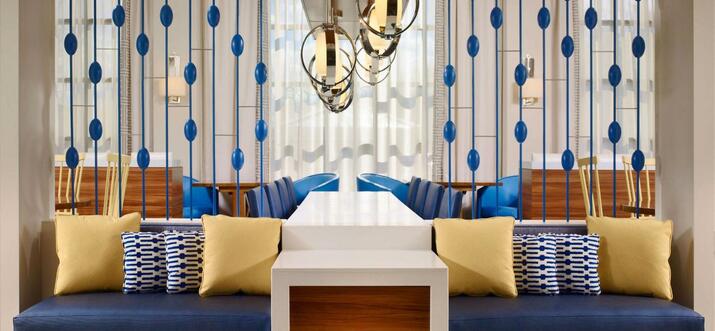 2 bedroom hotel suites in detroit