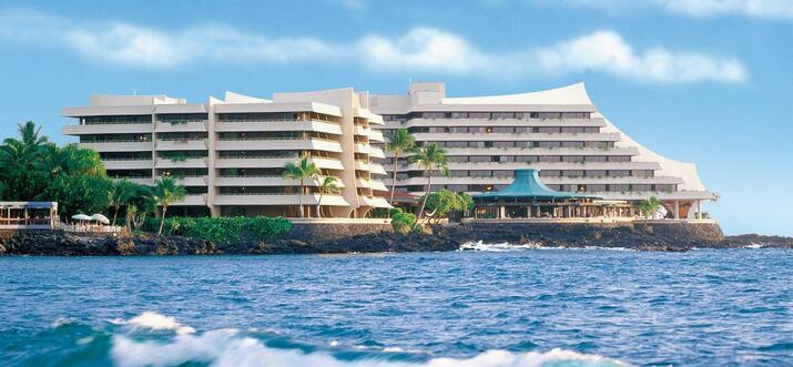 kona resorts with beaches