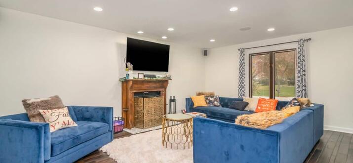 airbnb with pool naperville