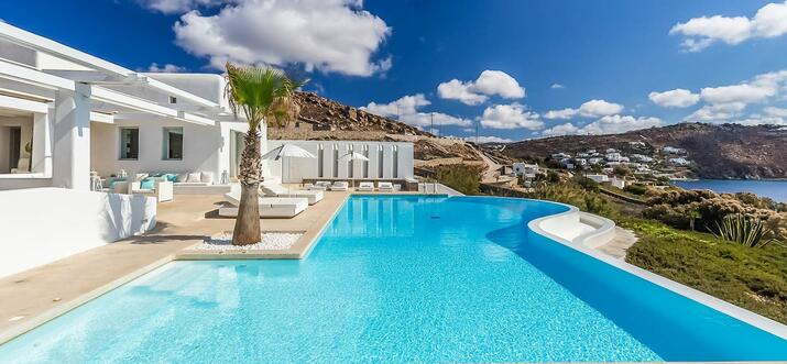 airbnb luxe greece