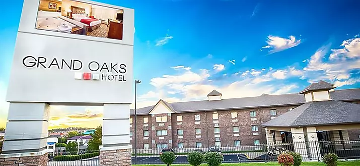 10 Best Hotels With Breakfast In Branson, Missouri