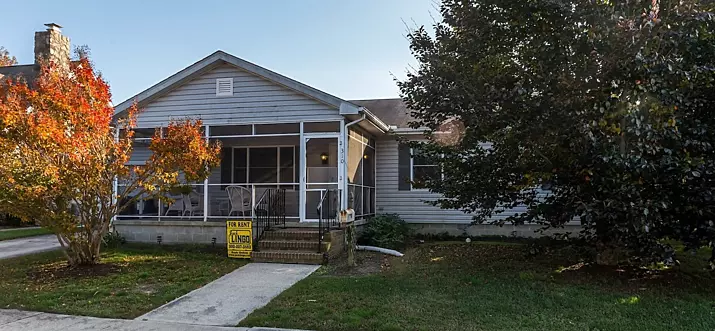 10 Handpicked Pet-Friendly Rentals In Rehoboth Beach, Delaware