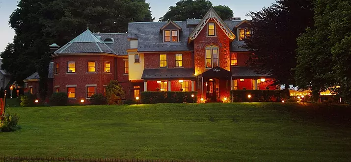 Top 8 Historic Hotels In Bethlehem, Pennsylvania