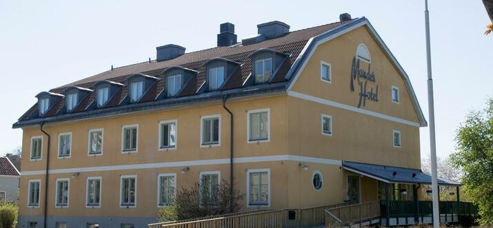 stockholm hotels with free parking