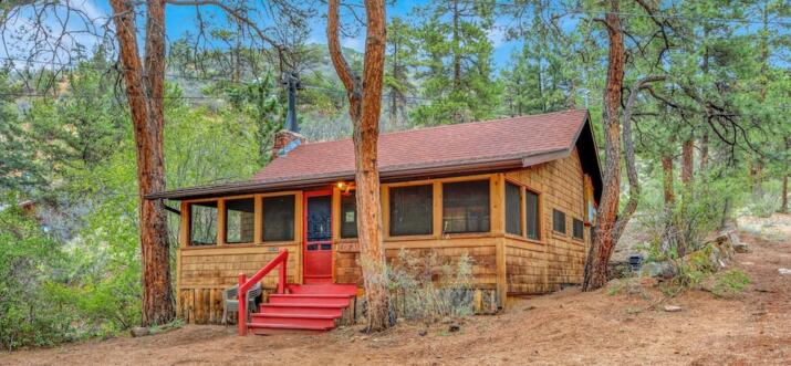 pet friendly mountain cabins colorado