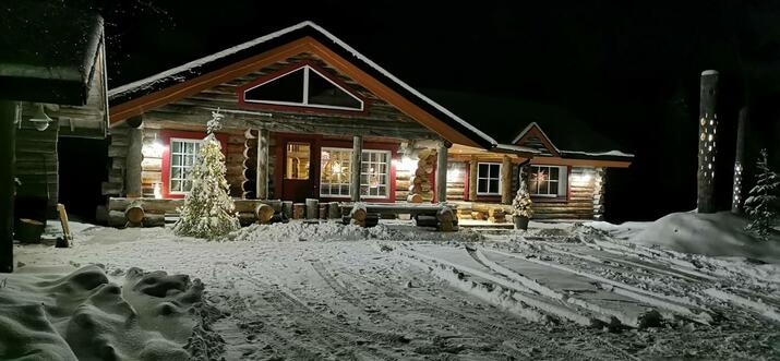 yllas luxury cabins