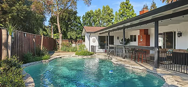 Top 10 Airbnbs With Pool In Stockton, California