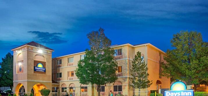 Top 10 Hotels With Airport Shuttle In Albuquerque, New Mexico - Updated 2024