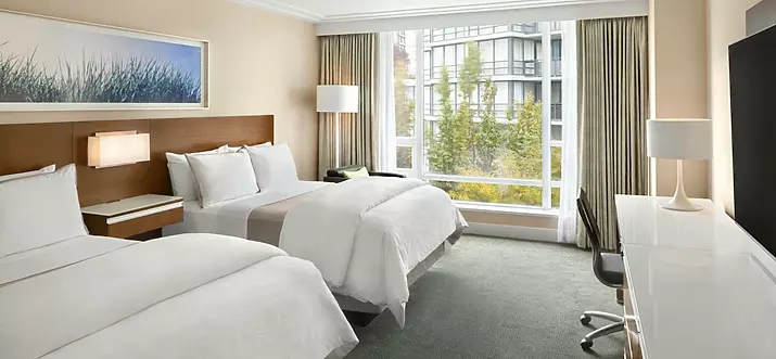 Top 10 Airport Hotels With Parking Near Vancouver, Canada