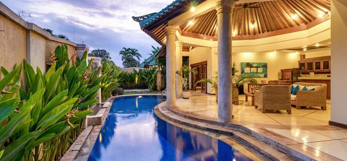 villas in sanur with private pool