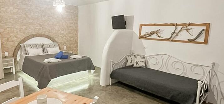 airbnb anafi
