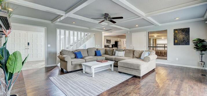 2 Best Airbnb Mansions In Oklahoma City, Oklahoma