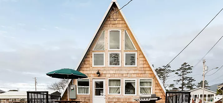 10 Handpicked A-Frame Cabins In Oregon, USA