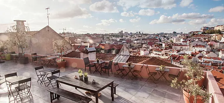 4 Best Yoga Retreats In Lisbon, Portugal