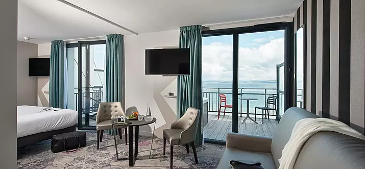 10 Handpicked Beach Resorts In France