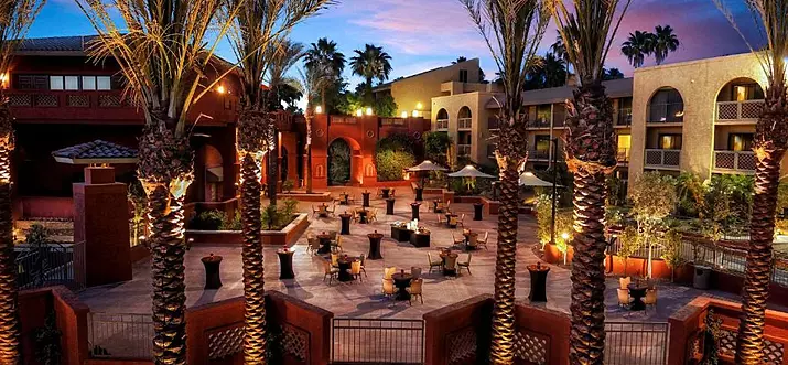 5 Best Resorts With Water Slide In Phoenix, Arizona