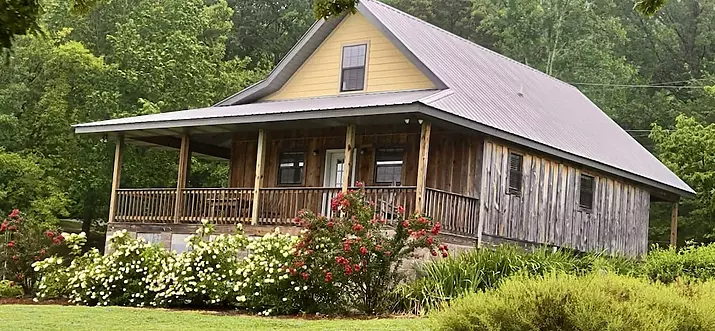 10 Handpicked VRBO Vacation Rentals In Mountain View, Arkansas