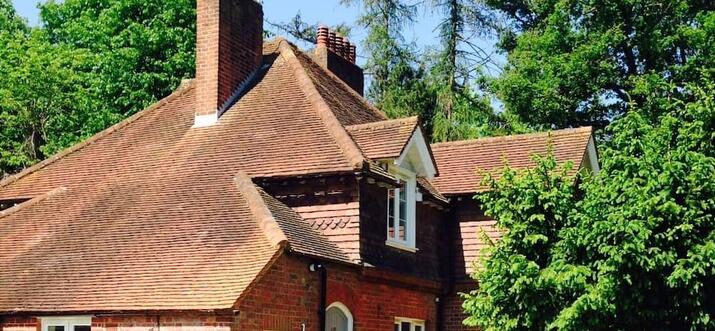 cottages in surrey