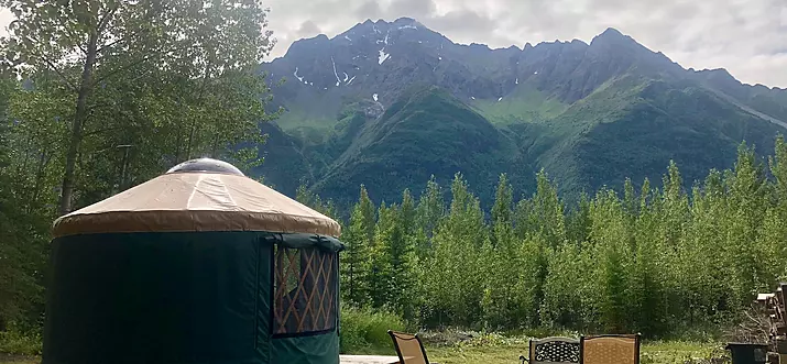 3 Best Glamping Spots In Anchorage, Alaska