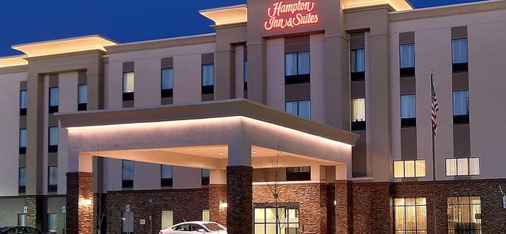 hotels with pools in albuquerque
