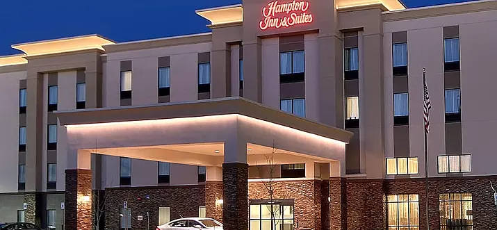 Top 10 Hotels With Pool In Albuquerque, New Mexico