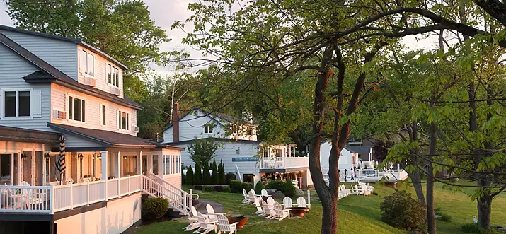 Top 6 Lakefront Hotels In Pennsylvania, USA