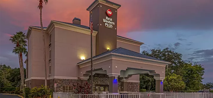 Top 10 Hotels With Airport Shuttle In Sanford, Florida