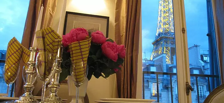 10 Airbnbs románticos en París con vistas a la Torre Eiffel - ¡Bonjour Eiffel!