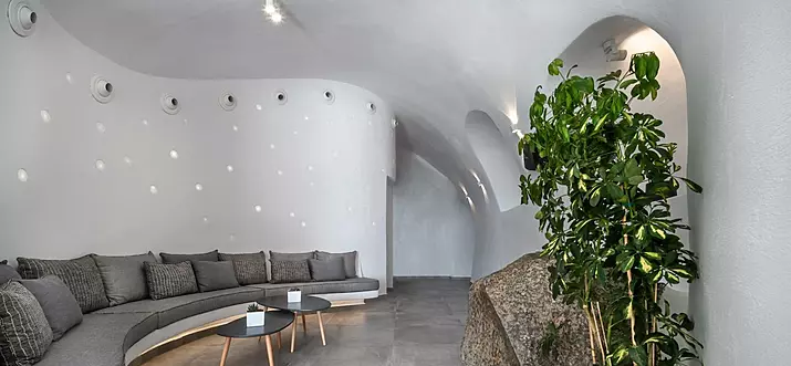10 Best Romantic Getaways In Greece