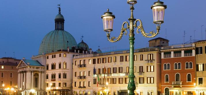 venice hotels with a view