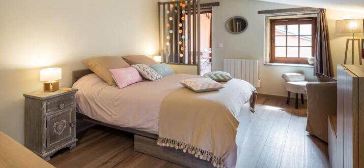Mejores 8 Airbnb para alquilar en Vieux Lyon, Francia