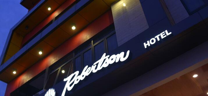 hotels in naga