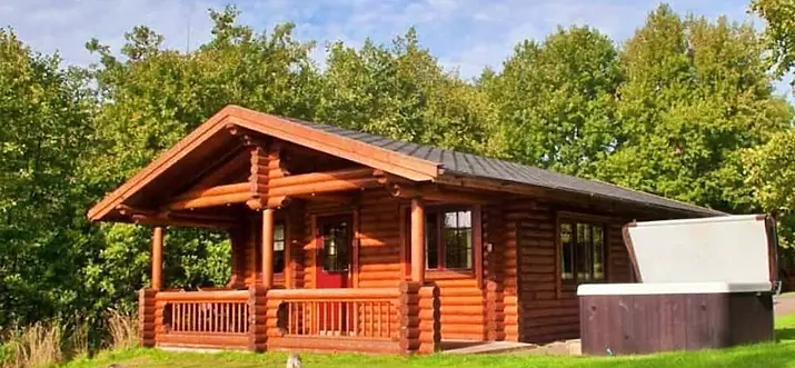 Top 6 Log Cabins With Hot Tub Near Morpeth, UK