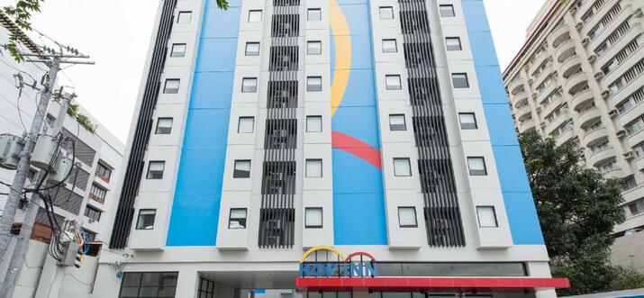 hotels in manila with free parking