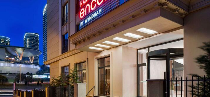 hotels with free parking in istanbul