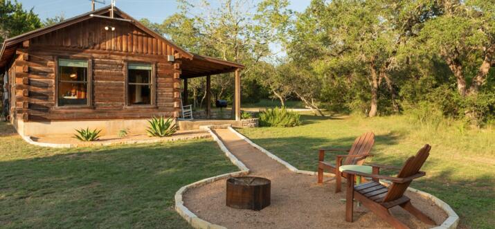 airbnb-texas-hill-usa