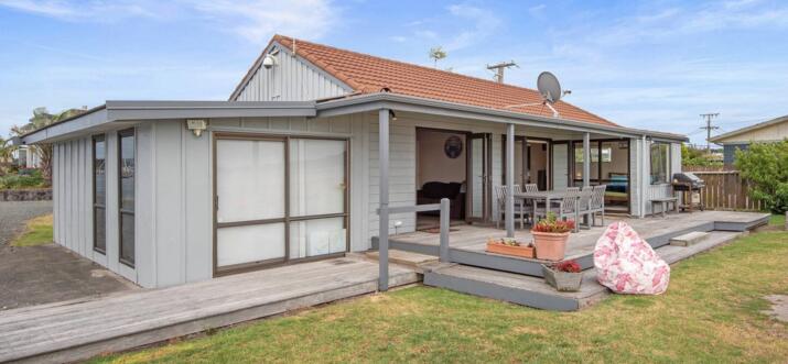 10 Handpicked Airbnb Vacation Rentals In One Tree Point, New Zealand
