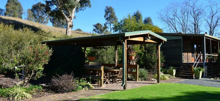 cabins in tumut