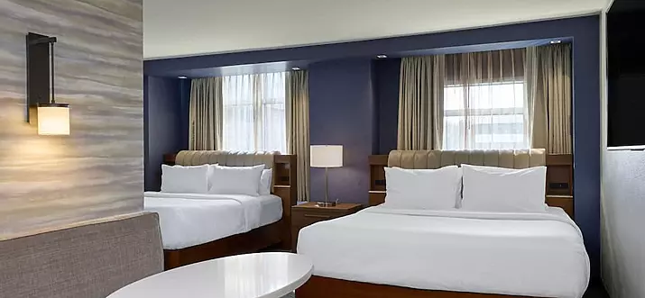 10 Handpicked Hotels Near Ronald Reagan Washington National Airport