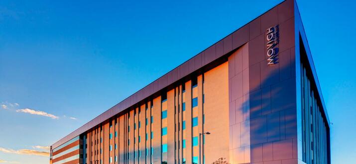 bogota hotels near airport