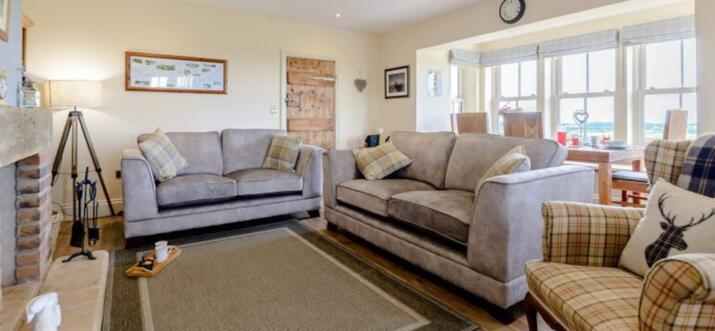 10 Handpicked Pet-Friendly Airbnbs In Northumberland, UK