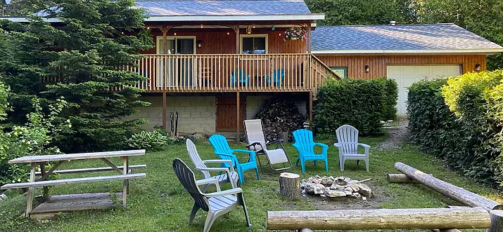 6 Best Pet-Friendly Airbnbs In Tobermory, Canada