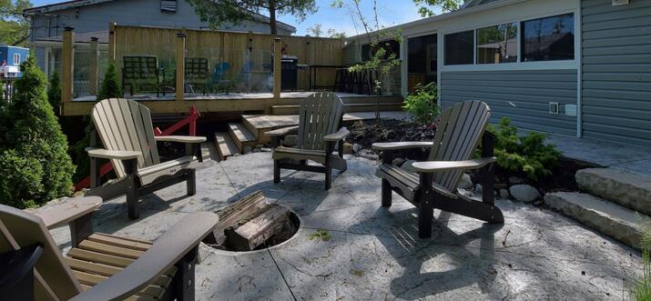 8 Best Pet-Friendly Airbnbs In Grand Bend, Canada