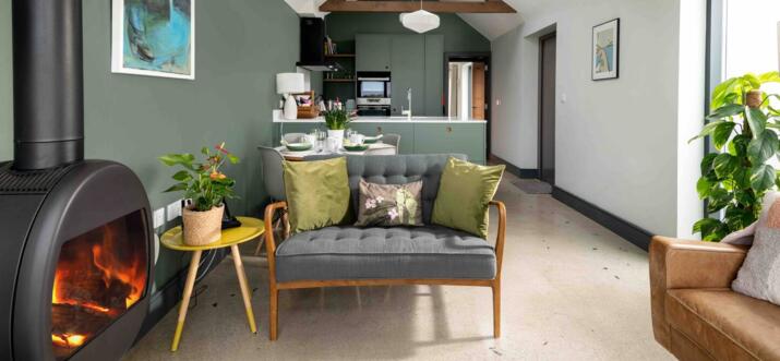 10 Best Pet-Friendly Airbnbs In Cornwall, UK