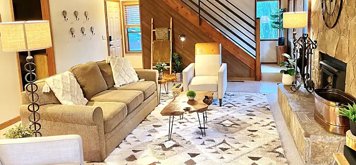 10 Best Pet-Friendly Airbnbs In Sunriver, Oregon