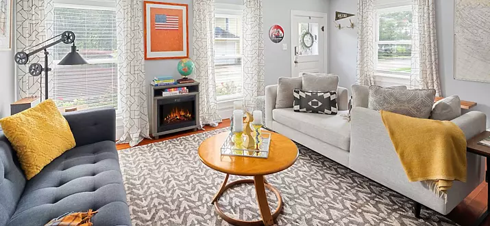 9 Best Pet-Friendly Airbnbs In Galena, Illinois