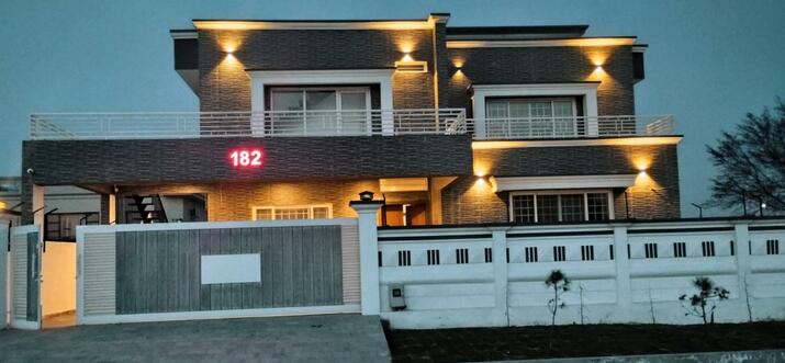 hotels near islamabad airport