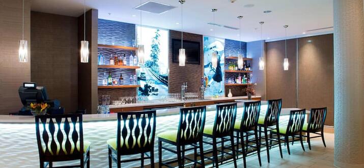 hotels near bellingham airport